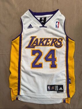 adidas Kobe Bryant Lakers #24 jersey kids small